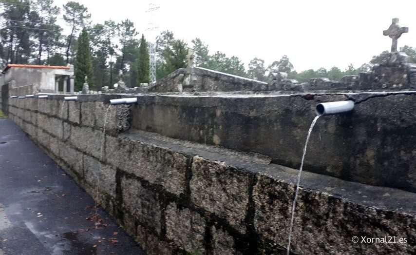 Los vecinos se quejan de filtraciones que afectan al interior de numerosos nichos