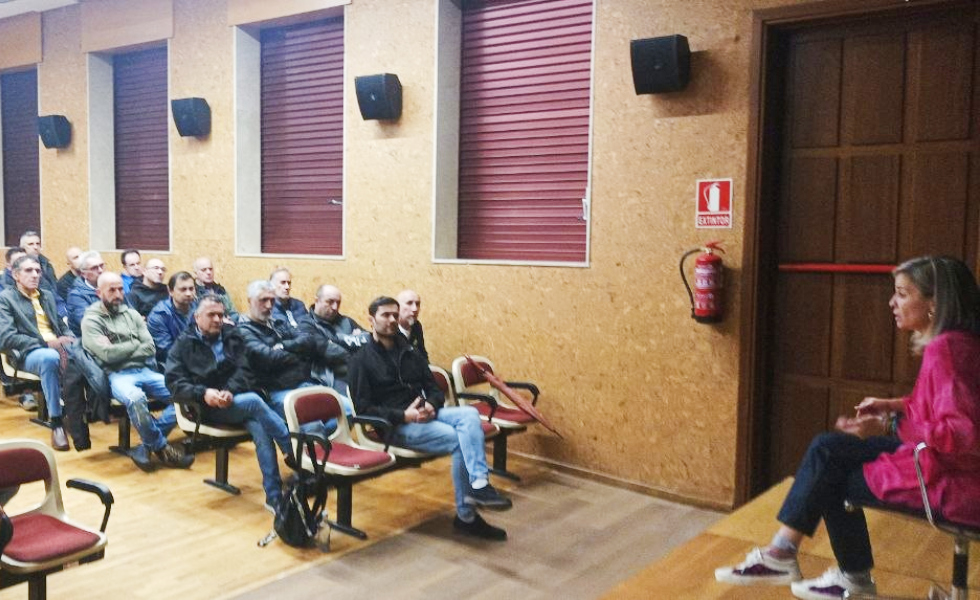 Sumar reclama en O Porriño la jubilación anticipada automática para el sector de la piedra