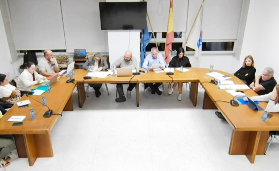 El alcalde de Mondariz acusa a AxM de 