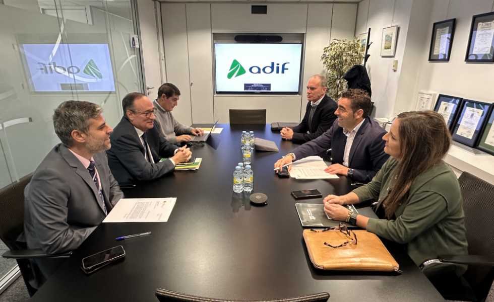 López inicia el trámite para convertir el tramo ferroviario Pontevedra-Arcade en Vía Verde