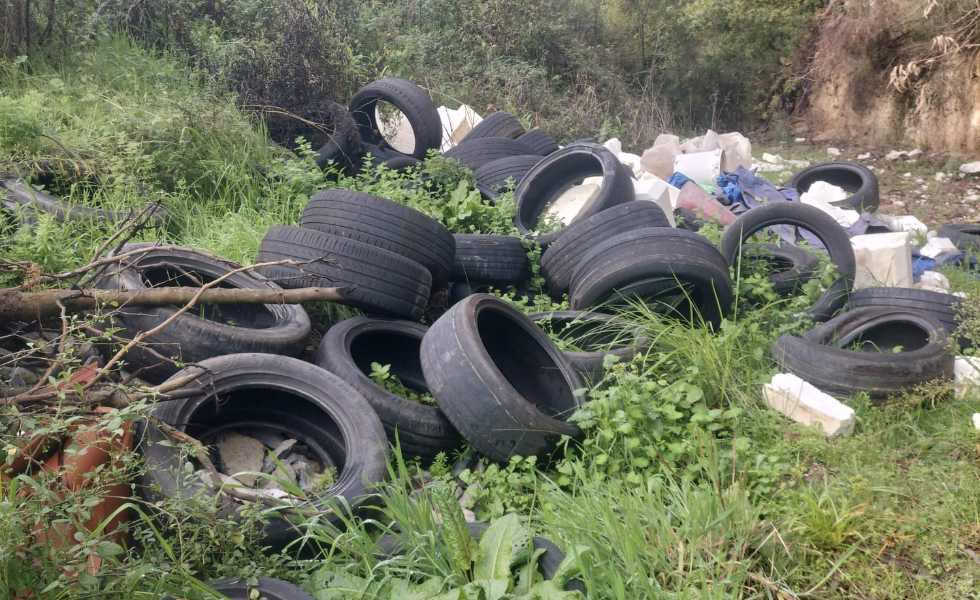 La asociación Lazoiro denuncia un vertedero ilegal en Salvaterra de Miño