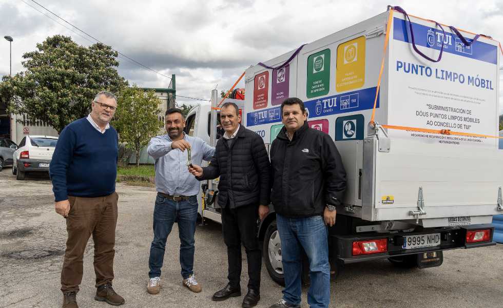 Tui apuesta por un nuevo vehículo eléctrico para sus puntos limpios móviles