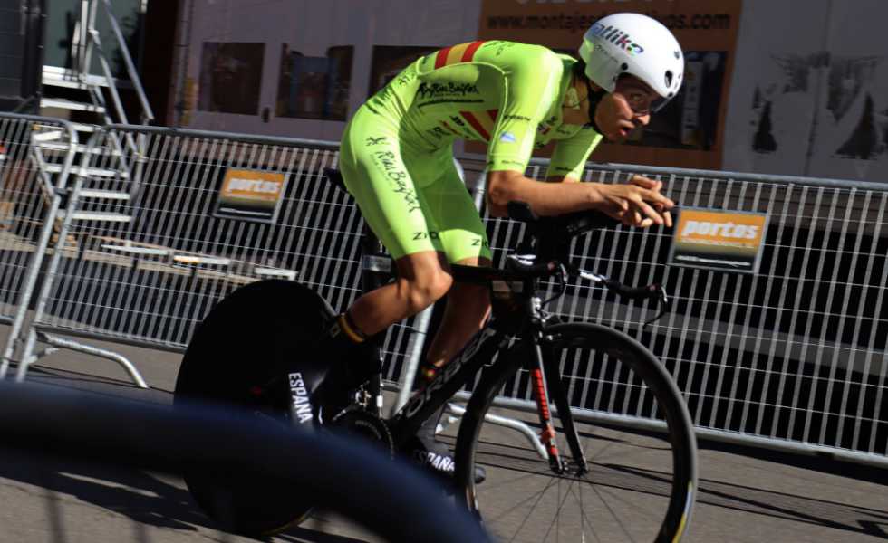 Adrián Fajardo asciende desde el Vigo-Rías Baixas al Burgos Burpellet BH