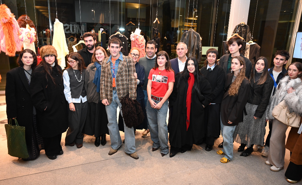 El talento emergente de Pontevedra deslumbra junto a gigantes de la moda española