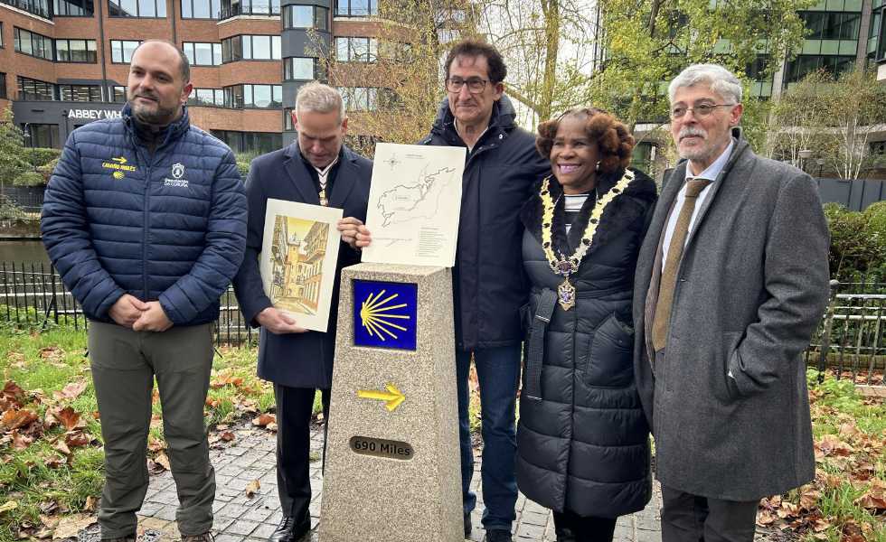 La Xunta acerca el Camino a Reino Unido con dos mojones
