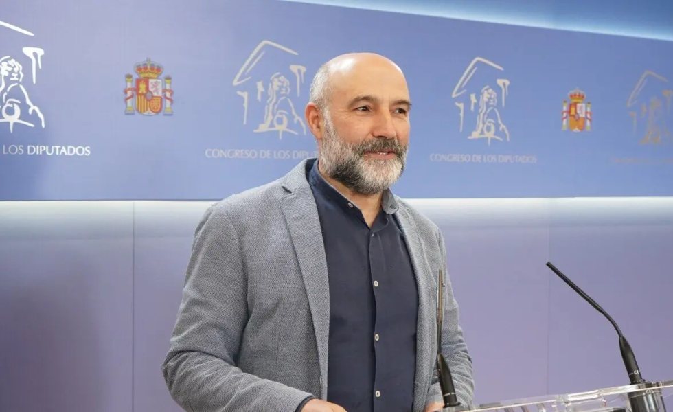 El helicóptero de rescate de Santiago vuelve a operar tras nueve días paralizado