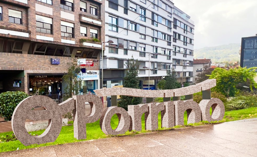 Letras de granito rosa darán la bienvenida al centro de O Porriño
