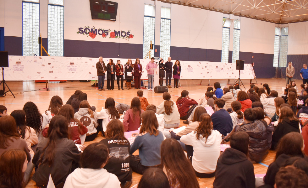 Mos visibiliza las violencias invisibles en su acto central del 25N