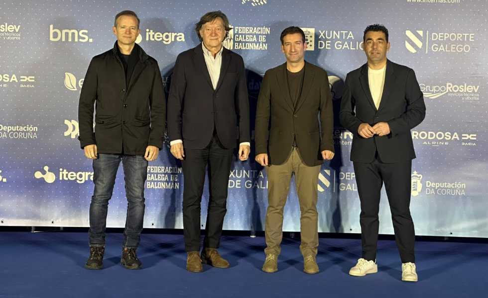 Las selecciones gallegas de balonmano parten hacia el nacional con el respaldo institucional