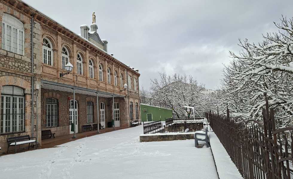 Once pueblos de montaña gallegos se integran en una red nacional de refugios sin cobertura móvil