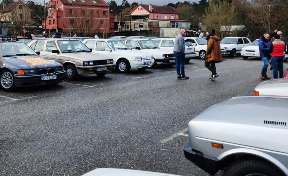 La jornada solidaria cerr&oacute; as&iacute; el ciclo de quedadas del Club Cl&aacute;sicos Mos por este a&ntilde;o