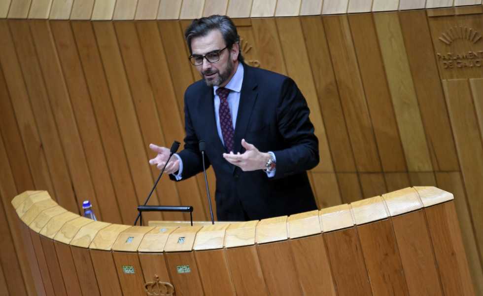 La Xunta defiende el proceso participativo de la nueva Ley de Administración Local pese a la abstención de la oposición