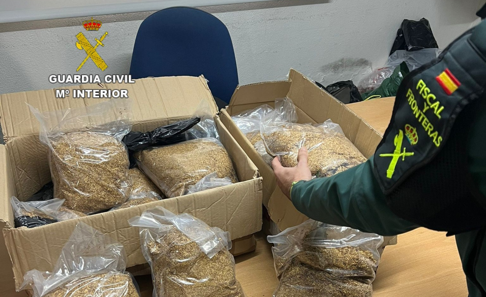 La Guardia Civil intercepta 25 kilos de picadura de tabaco ilegal