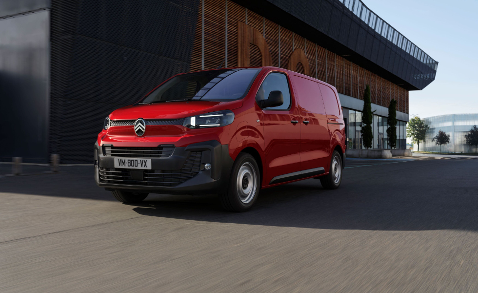 Stellantis Pro One cierra noviembre líder indiscutible en el mercado de furgonetas en España
