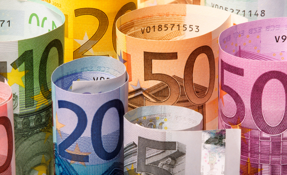 La Ley de Segunda Oportunidad alivia a miles de deudores, pero genera debate al percibirse como un sistema que no premia el esfuerzo de quienes sí pagan   |Image licensed by © Ingram Image