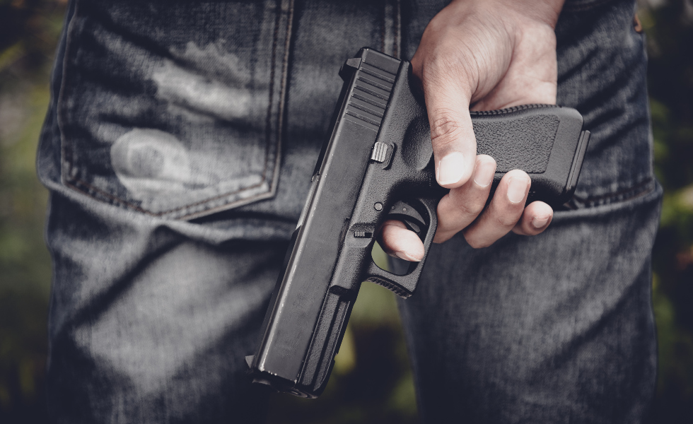 Detenido tras asaltar y retener a un trabajador a punta de pistola una gasolinera de Tui