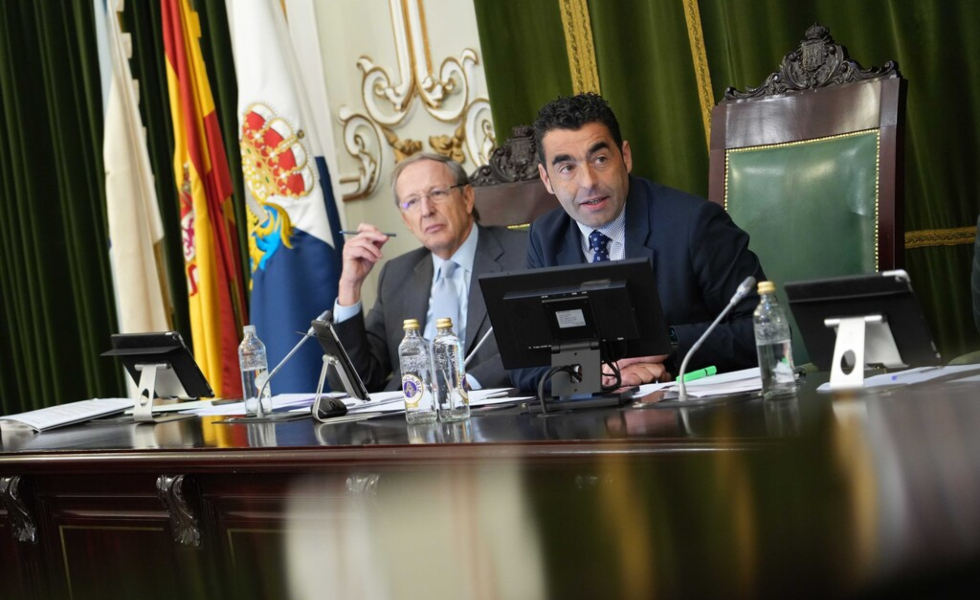 El pacto PP-PSOE para la eficiencia energética de la UNED en Pontevedra marca un pleno de choque político